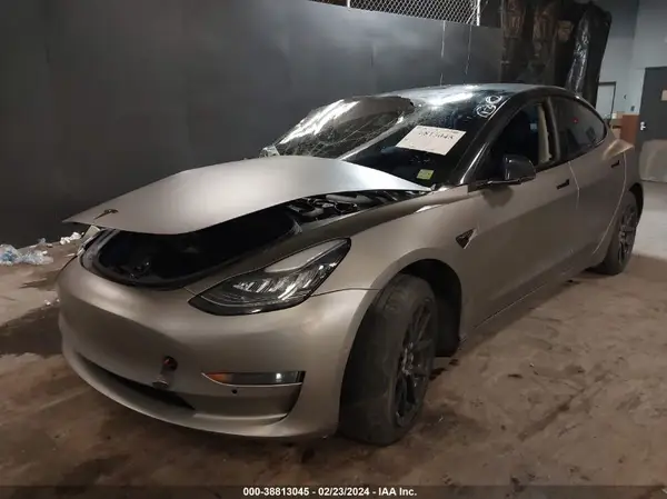 5YJ3E1EB2KF453104 2019 TESLA MODEL 3 - Image 2