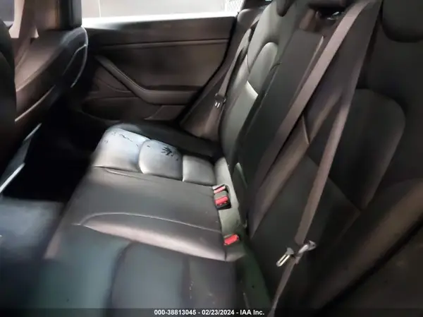 5YJ3E1EB2KF453104 2019 TESLA MODEL 3 - Image 8