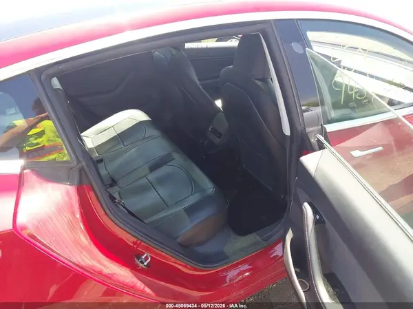 5YJ3E1EB2KF453832 2019 TESLA MODEL 3 - Image 8