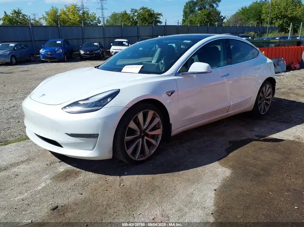 5YJ3E1EB2KF487463 2019 TESLA MODEL 3 - Image 2