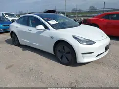 5YJ3E1EB2KF493389 2019 TESLA MODEL 3