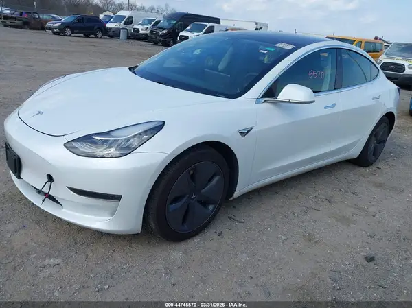 5YJ3E1EB2KF493389 2019 TESLA MODEL 3 - Image 2