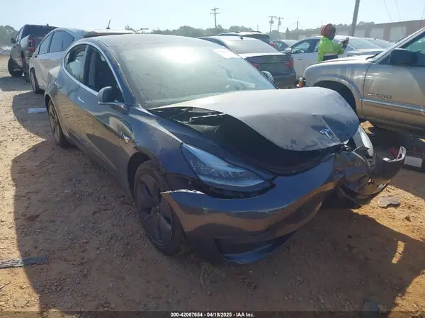 5YJ3E1EB2KF510398 2019 TESLA MODEL 3 - Image 1
