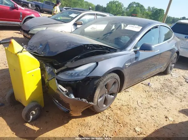5YJ3E1EB2KF510398 2019 TESLA MODEL 3 - Image 2