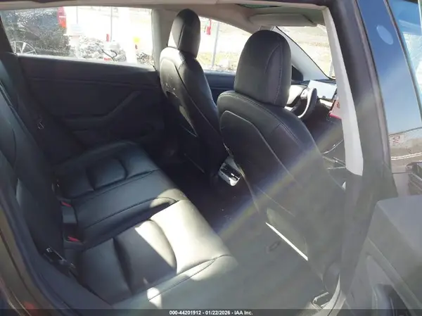 5YJ3E1EB2KF520722 2019 TESLA MODEL 3 - Image 8
