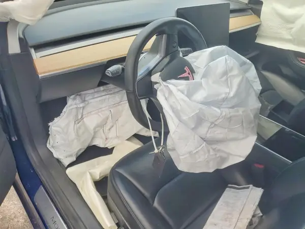 5YJ3E1EB2KF530098 2019 TESLA MODEL 3 - Image 8