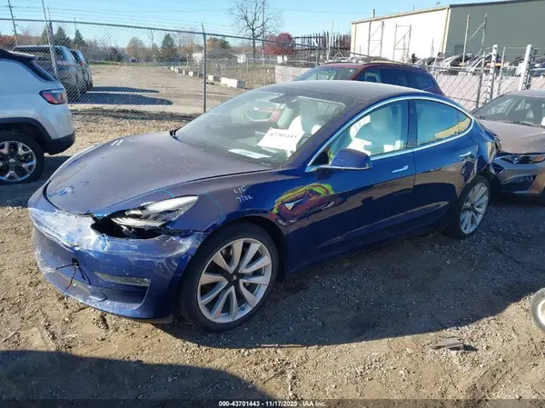 5YJ3E1EB2LF547050 2020 TESLA MODEL 3 - Image 2
