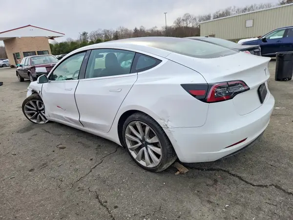 5YJ3E1EB2LF620871 2020 TESLA MODEL 3 - Image 2