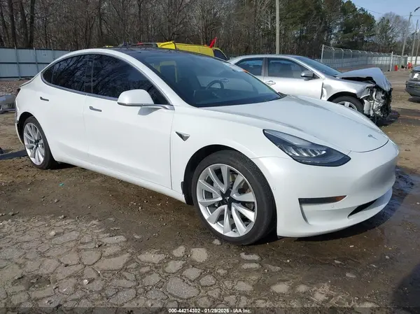 5YJ3E1EB2LF621003 2020 TESLA MODEL 3 - Image 1