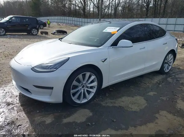 5YJ3E1EB2LF621003 2020 TESLA MODEL 3 - Image 2