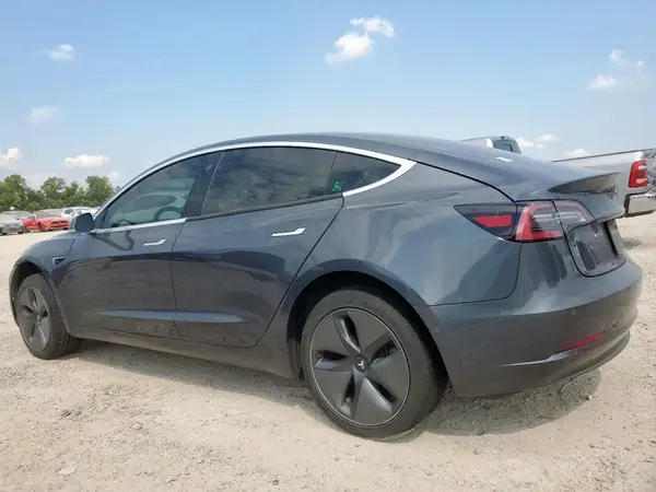 5YJ3E1EB2LF621843 2020 TESLA MODEL 3 - Image 2