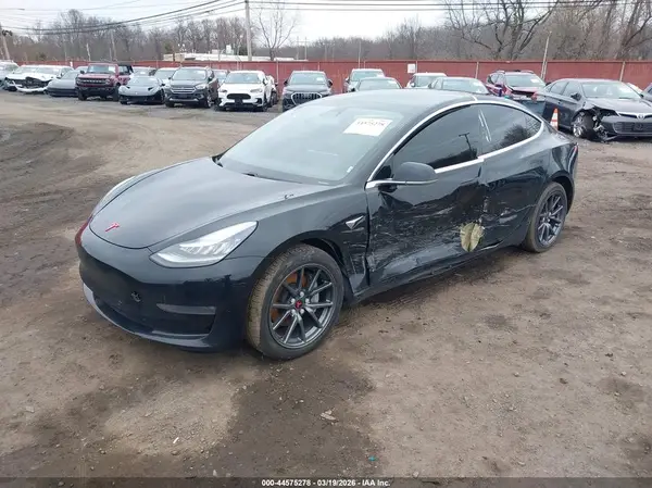 5YJ3E1EB2LF635063 2020 TESLA MODEL 3 - Image 2