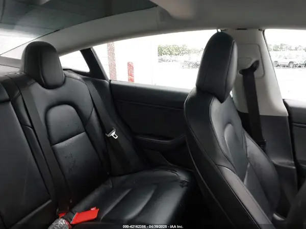 5YJ3E1EB2LF638612 2020 TESLA MODEL 3 - Image 8