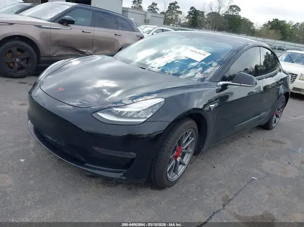5YJ3E1EB2LF663106 2020 TESLA MODEL 3 - Image 2