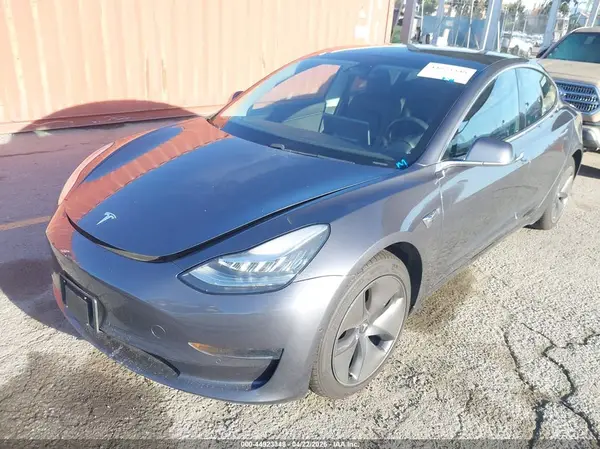 5YJ3E1EB2LF663980 2020 TESLA MODEL 3 - Image 2