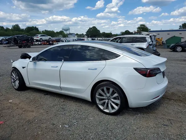 5YJ3E1EB2LF667396 2020 TESLA MODEL 3 - Image 2