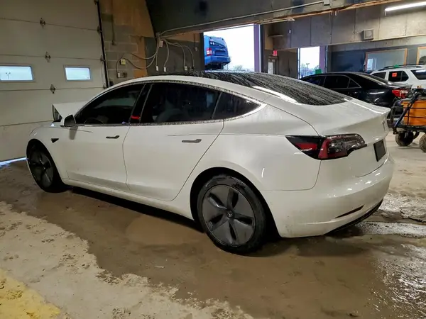 5YJ3E1EB2LF712546 2020 TESLA MODEL 3 - Image 2