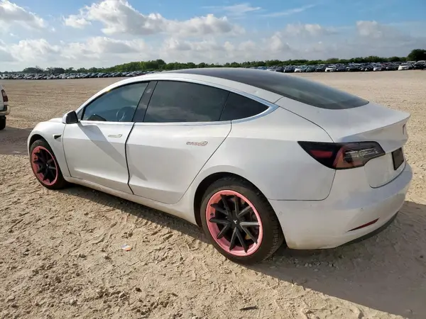 5YJ3E1EB2LF712580 2020 TESLA MODEL 3 - Image 2