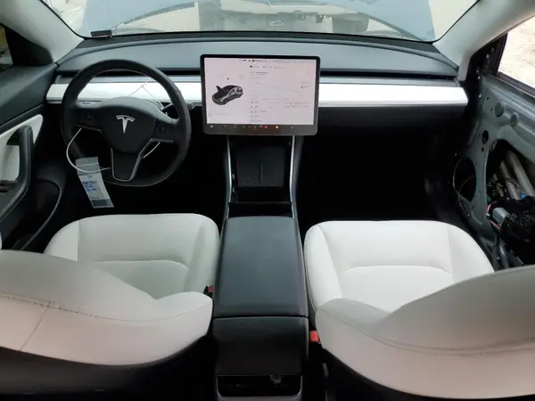 5YJ3E1EB2LF720226 2020 TESLA MODEL 3 - Image 8