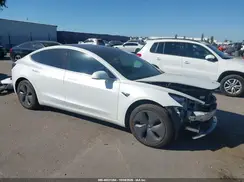 5YJ3E1EB2LF735423 2020 TESLA MODEL 3