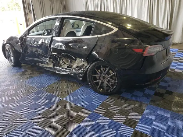 5YJ3E1EB2LF744655 2020 TESLA MODEL 3 - Image 2