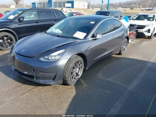 5YJ3E1EB2LF774853 2020 TESLA MODEL 3 - Image 2