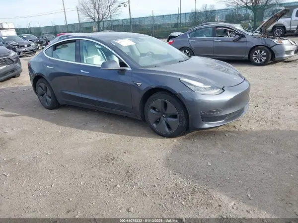 5YJ3E1EB2LF783181 2020 TESLA MODEL 3 - Image 1