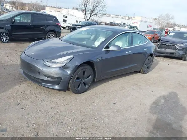 5YJ3E1EB2LF783181 2020 TESLA MODEL 3 - Image 2