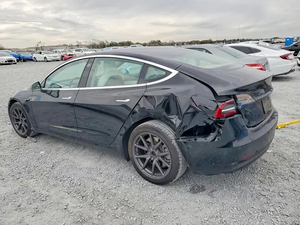 5YJ3E1EB2LF791149 2020 TESLA MODEL 3 - Image 2