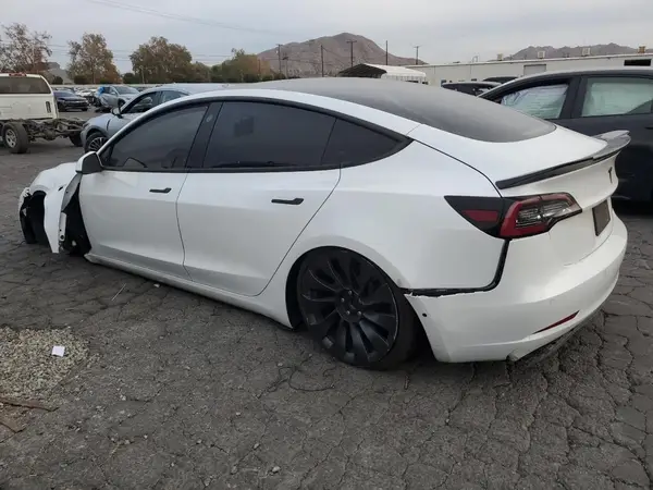 5YJ3E1EB2LF802988 2020 TESLA MODEL 3 - Image 2