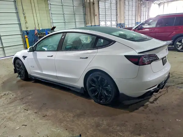 5YJ3E1EB2LF808242 2020 TESLA MODEL 3 - Image 2