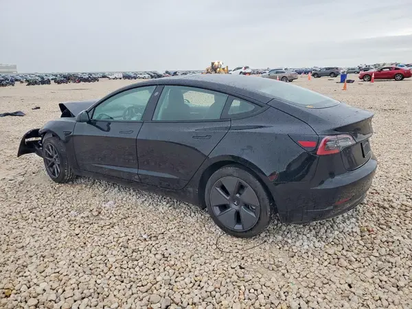 5YJ3E1EB2MF003181 2021 TESLA MODEL 3 - Image 2