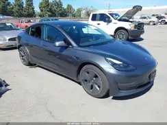 5YJ3E1EB2MF003620 2021 TESLA MODEL 3