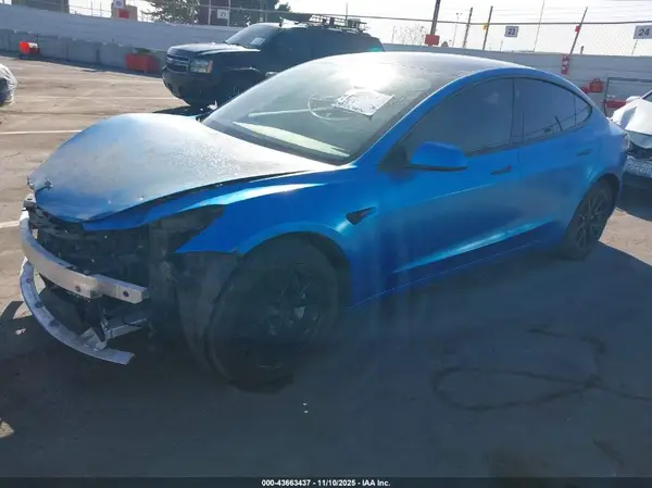 5YJ3E1EB2MF003858 2021 TESLA MODEL 3 - Image 2