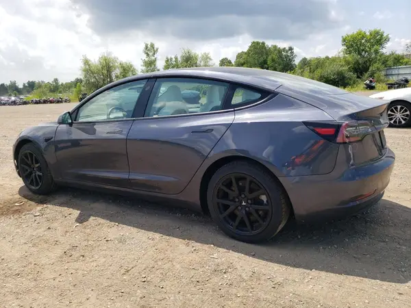 5YJ3E1EB2MF020109 2021 TESLA MODEL 3 - Image 2