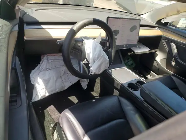 5YJ3E1EB2MF025259 2021 TESLA MODEL 3 - Image 8