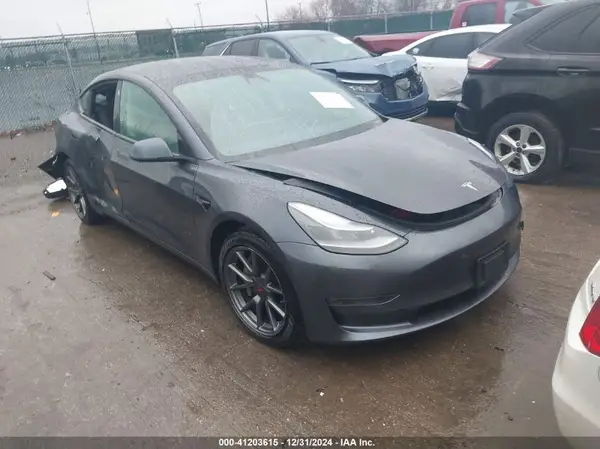 5YJ3E1EB2MF037167 2021 TESLA MODEL 3 - Image 1