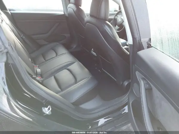 5YJ3E1EB2MF045253 2021 TESLA MODEL 3 - Image 8