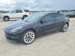 5YJ3E1EB2MF050470 2021 TESLA MODEL 3