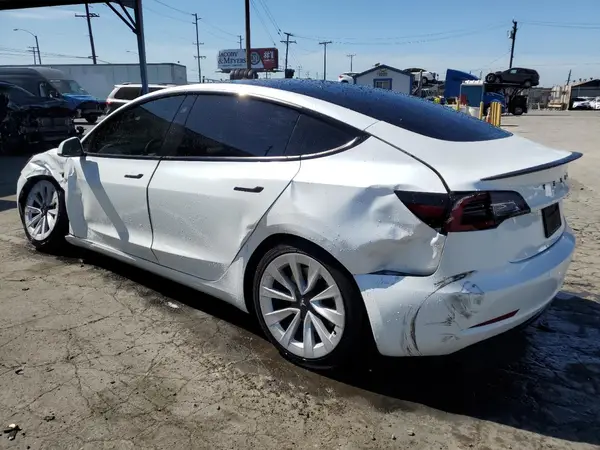 5YJ3E1EB2MF053997 2021 TESLA MODEL 3 - Image 2