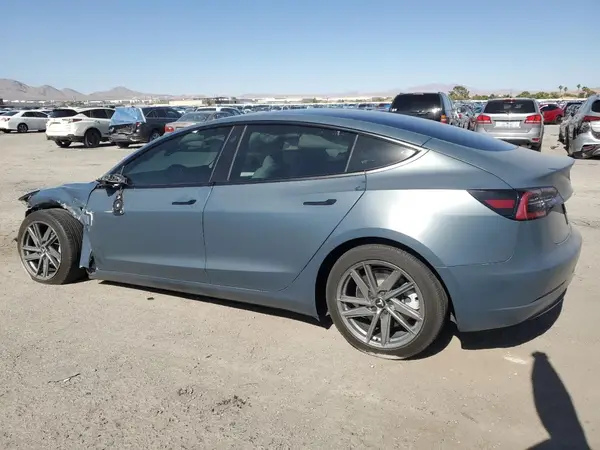 5YJ3E1EB2MF055684 2021 TESLA MODEL 3 - Image 2