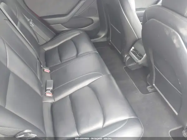 5YJ3E1EB2MF055877 2021 TESLA MODEL 3 - Image 8