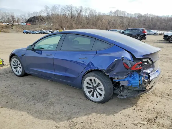 5YJ3E1EB2MF056446 2021 TESLA MODEL 3 - Image 2