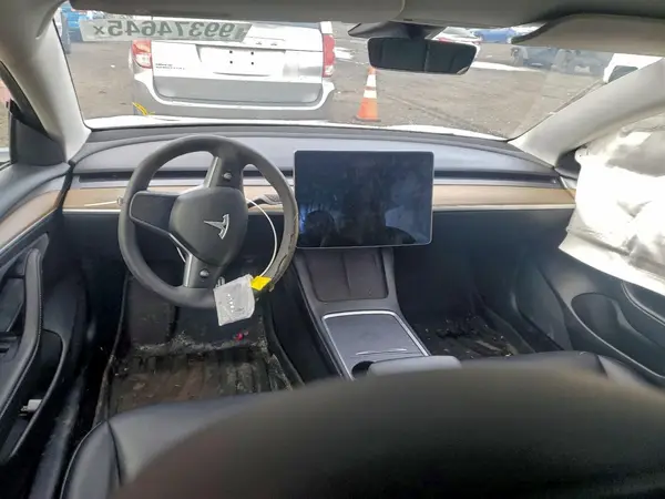 5YJ3E1EB2MF059489 2021 TESLA MODEL 3 - Image 8
