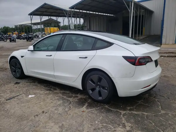 5YJ3E1EB2MF061792 2021 TESLA MODEL 3 - Image 2