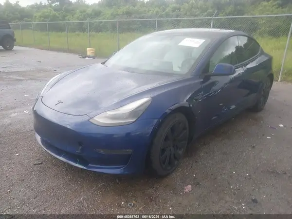 5YJ3E1EB2MF063459 2021 TESLA MODEL 3 - Image 2