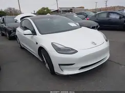 5YJ3E1EB2MF070833 2021 TESLA MODEL 3