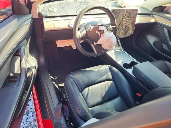 5YJ3E1EB2MF085834 2021 TESLA MODEL 3 - Image 8