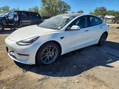 5YJ3E1EB2MF096526 2021 TESLA MODEL 3