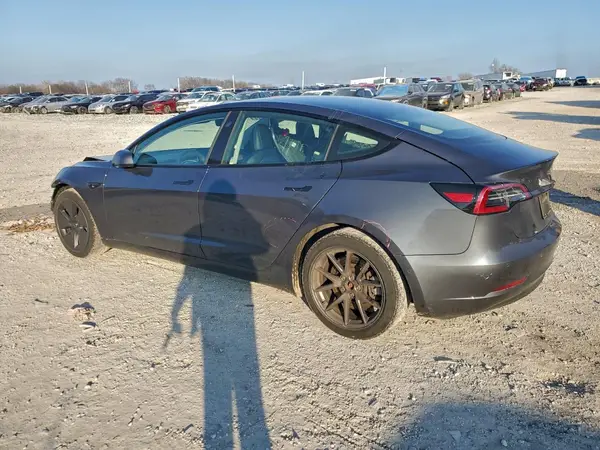 5YJ3E1EB2MF848161 2021 TESLA MODEL 3 - Image 2